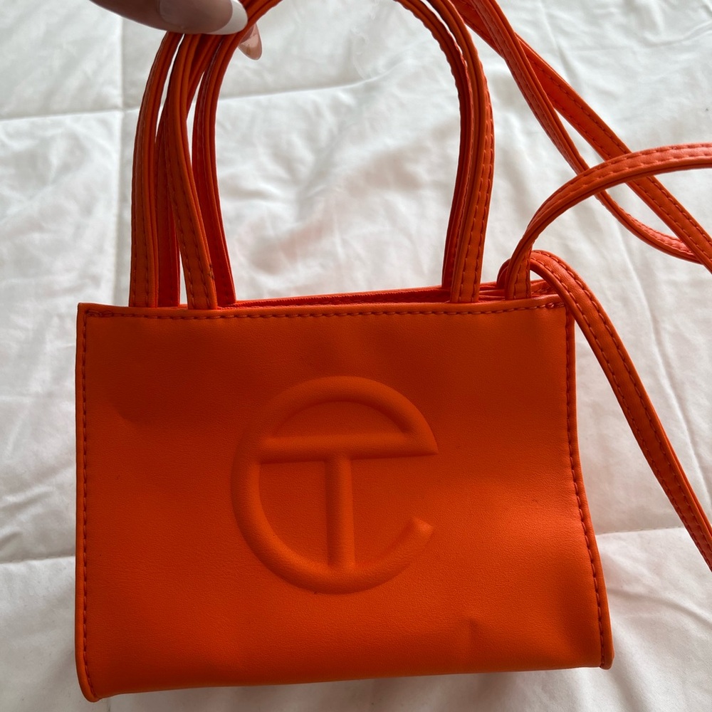 Cutesy Cross body bag worn ONCE